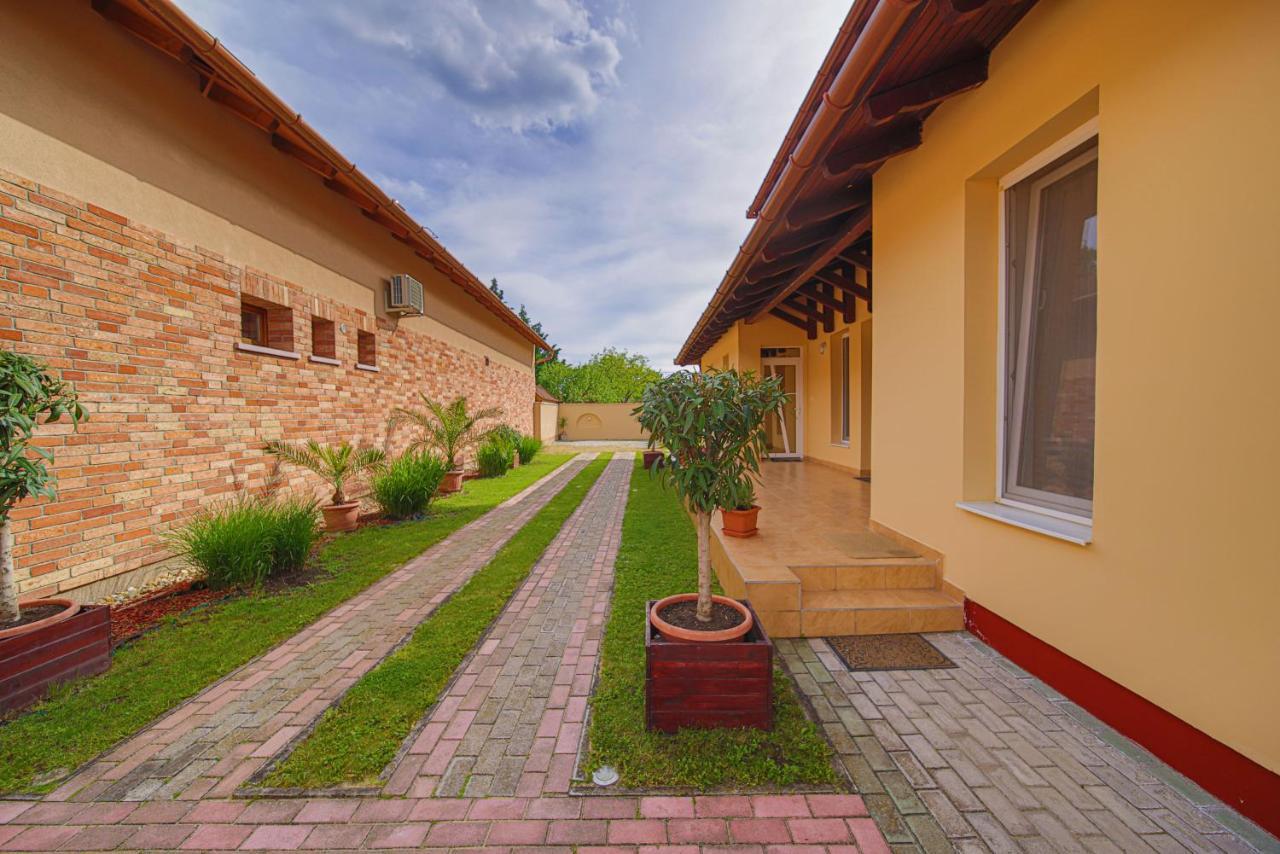 Kalvin Utcai Apartmanok Hajdúszoboszló 외부 사진