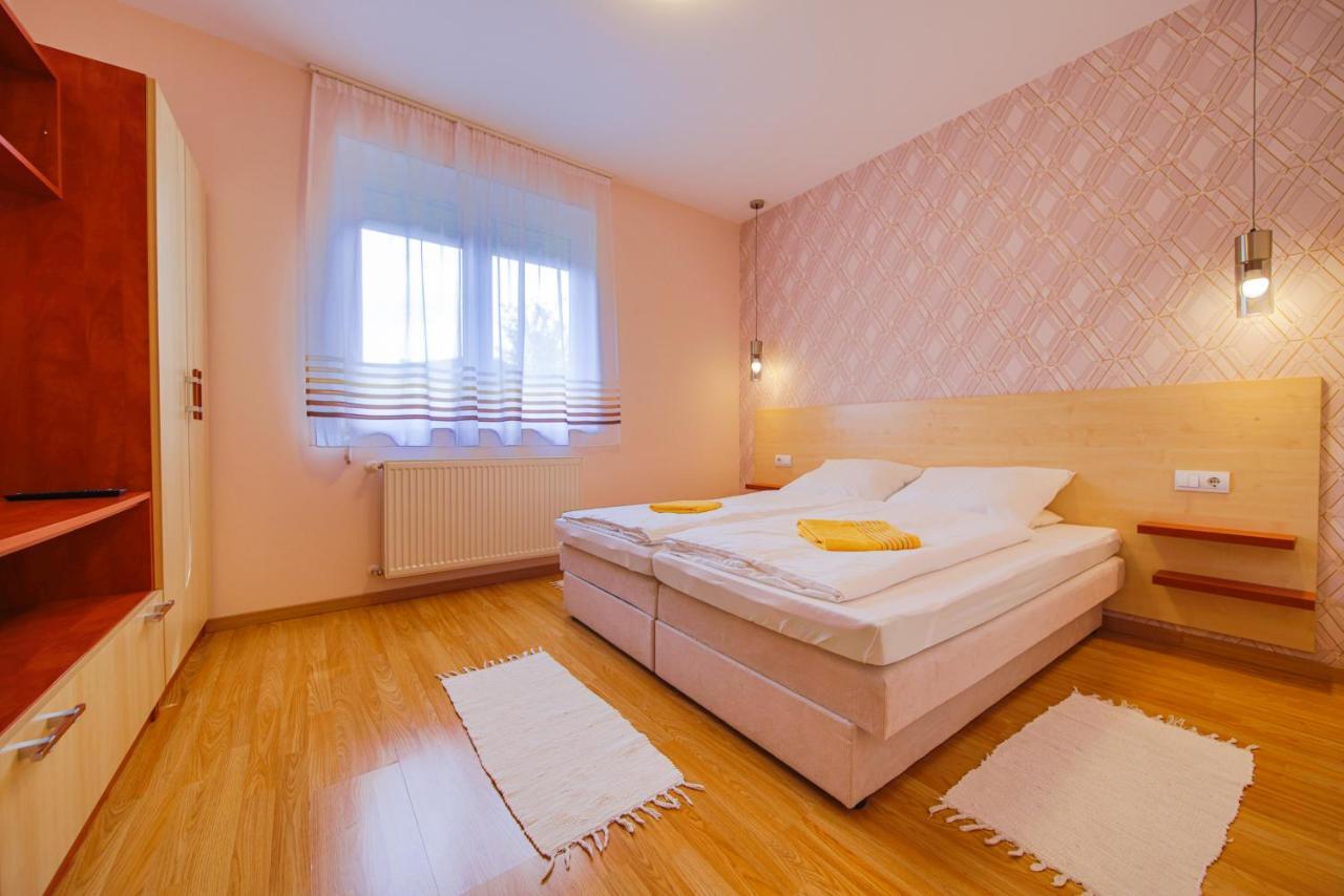 Kalvin Utcai Apartmanok Hajdúszoboszló 외부 사진